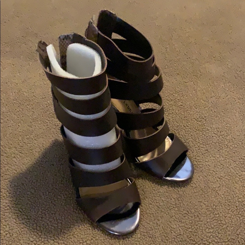 Chinese Laundry size 7.5 / 38 brown leather heels